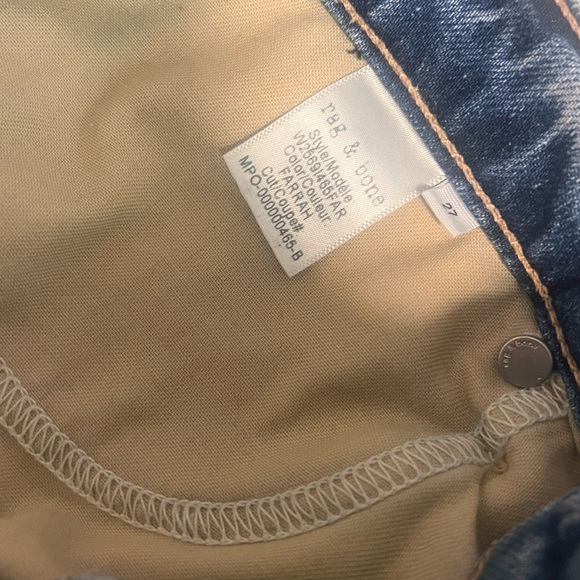 Rag & Bone Farrah Ankle Cigarette Straight
Jeans Size 27 $248 - Picture 3 of 7